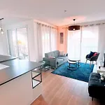 Le Quai Douillet Apartman *
